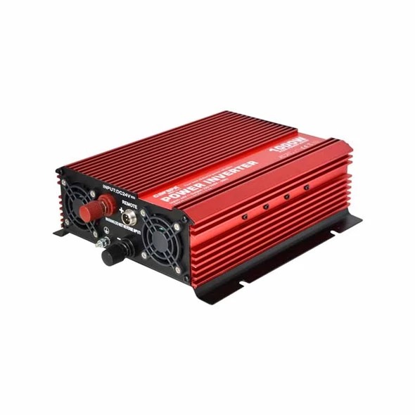 praktický menič napätia do auta 24V